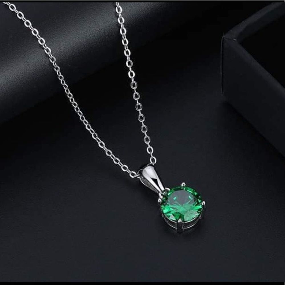 S925 May (emerald) birthstone necklace